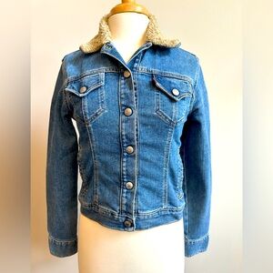 Levi's Blue Jean Jacket with Sherpa Collar